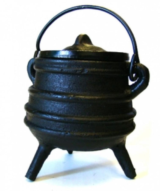 Cast Iron Cauldron w Lid 3x4.5"